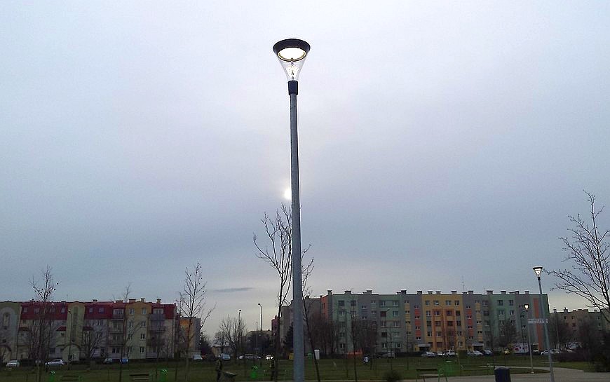 Nowoczesne oświetlenie na Piekarach