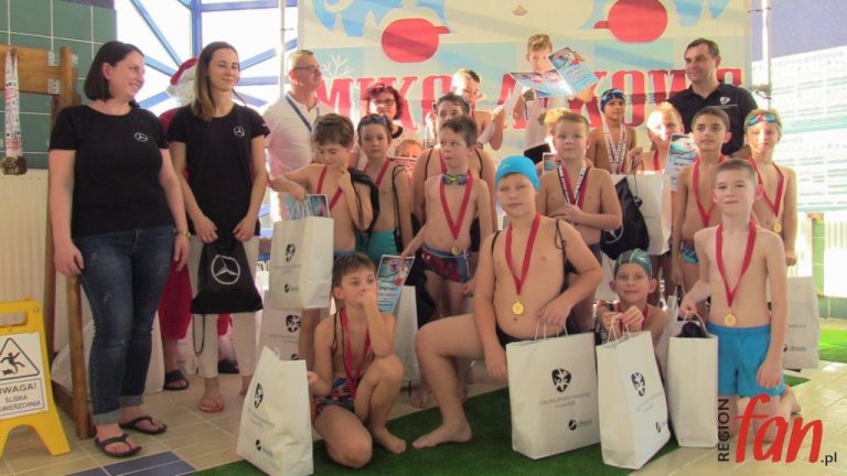 Tłumy młodych pływaków rywalizowały na Słowiance (FOTO, WIDEO)