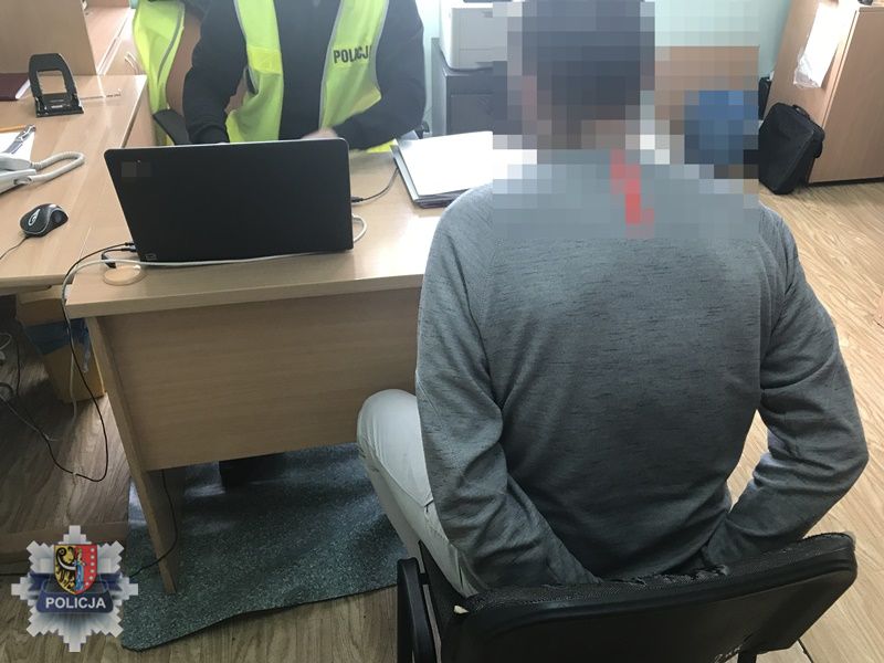 Udawał policjanta. Wpadł w zasadzkę  