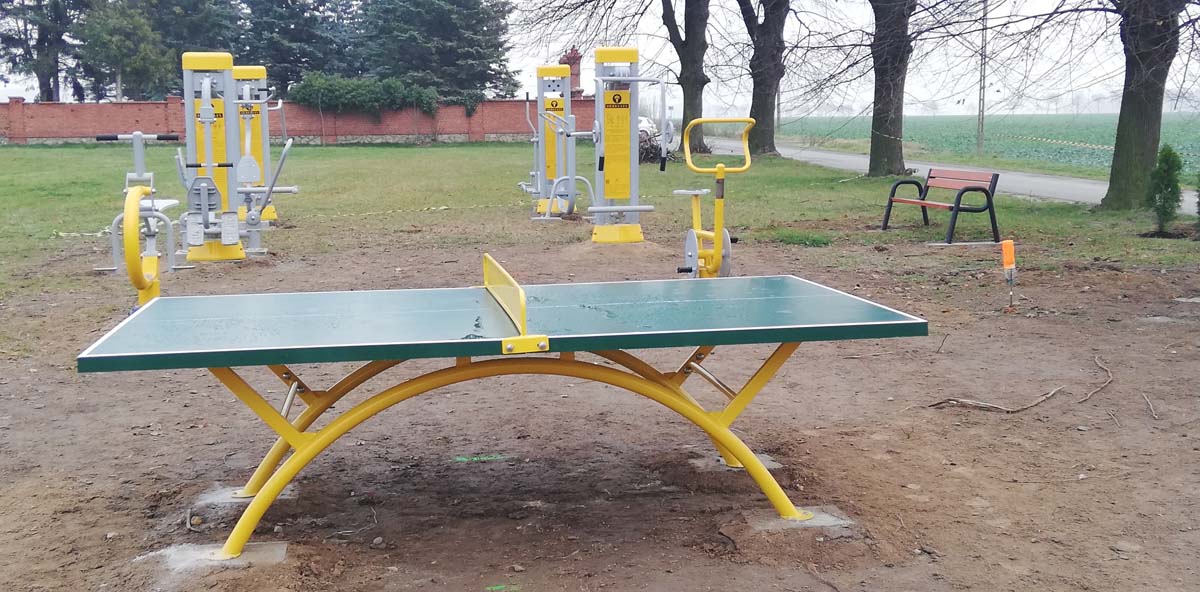 Siłownia plenerowa już na ukończeniu (FOTO)