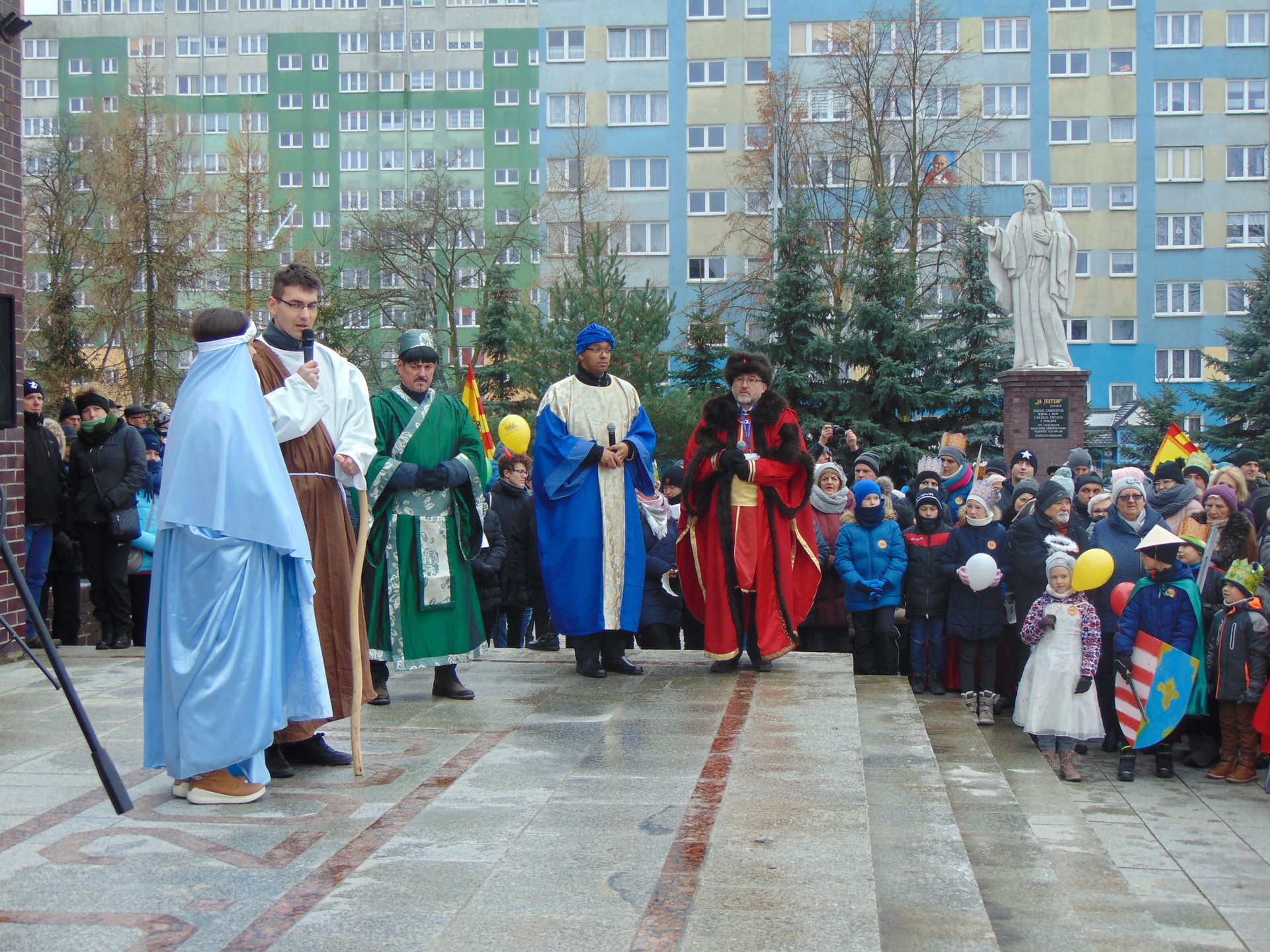 Polkowiczanie przeszli w Orszaku Trzech Króli (FOTO)