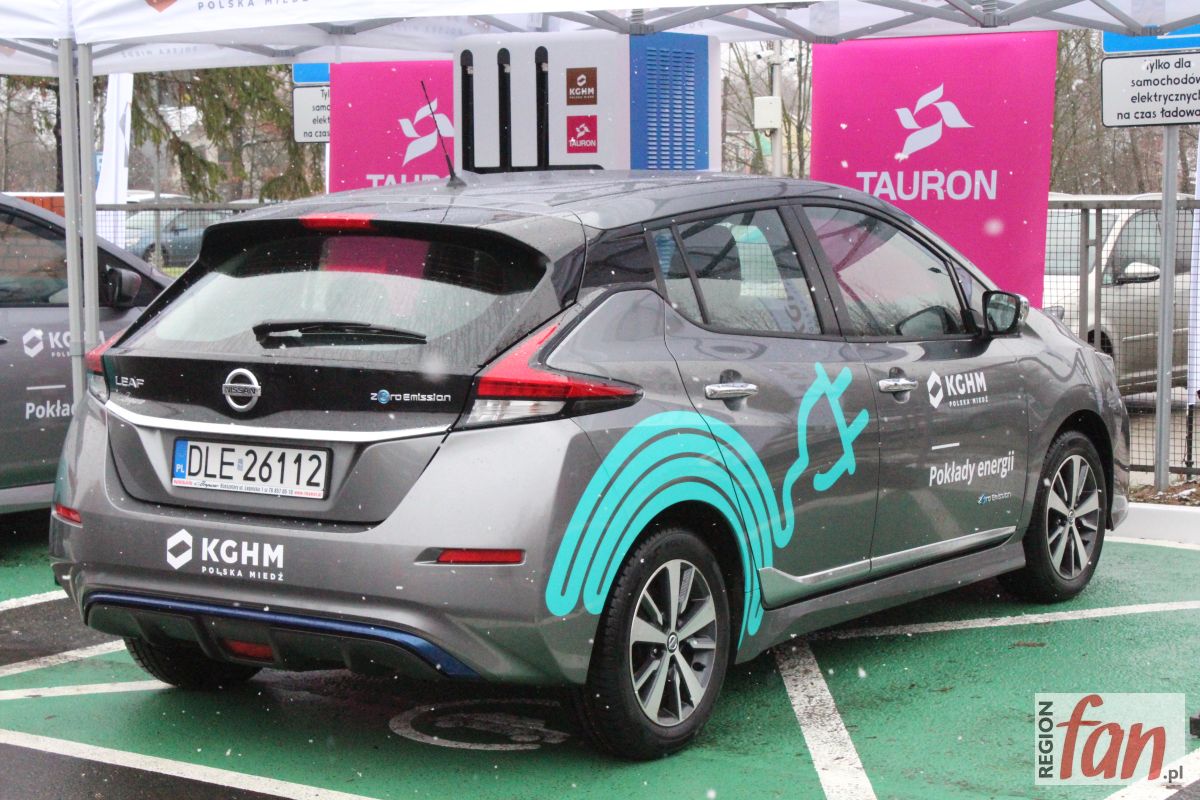 Miedziowa stacja do ładowania e-aut już otwarta