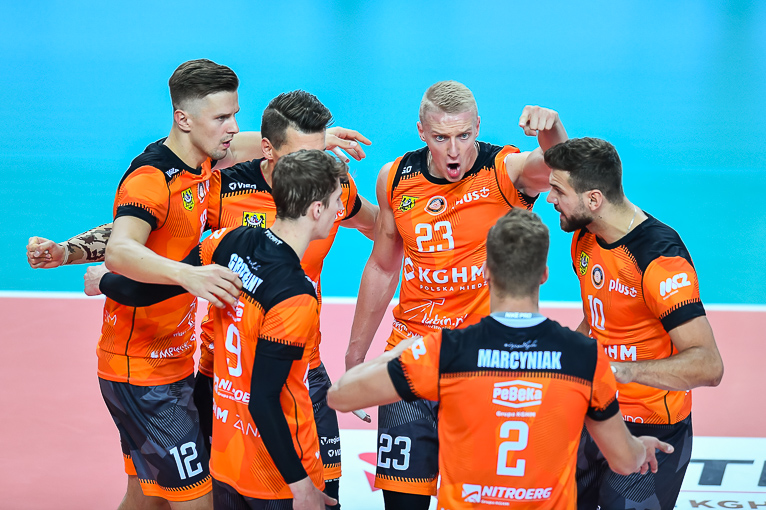 Siatkarze wrócili do gry z przytupem!