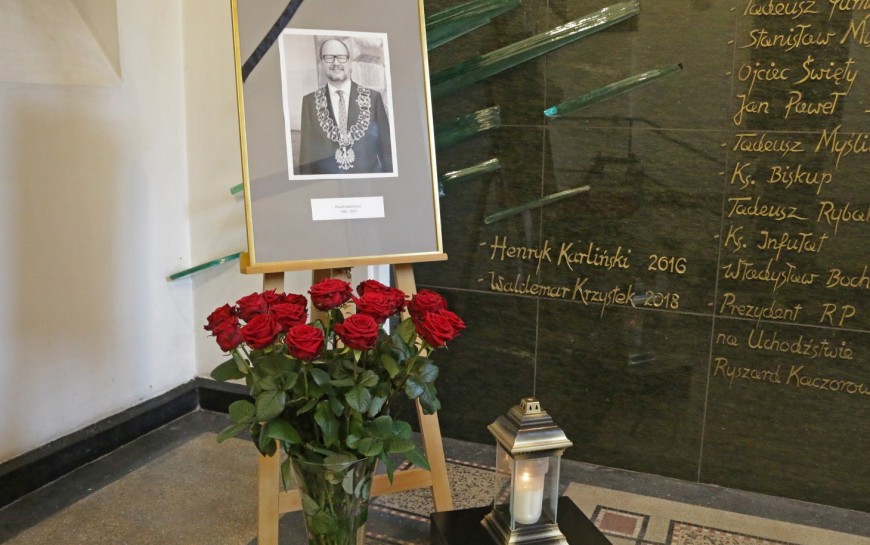 Legniczanie oddadzą dziś hołd Pawłowi Adamowiczowi