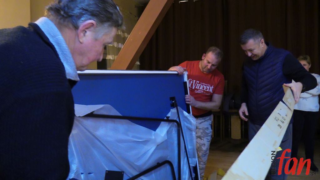 Będą grać w tenisa (WIDEO)