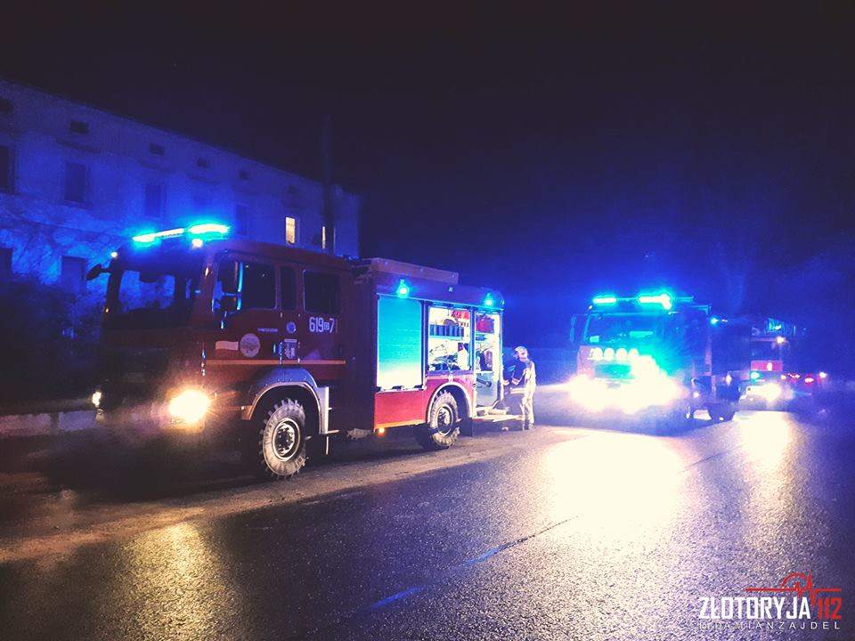 Walczyli w pożarem komina (FOTO)