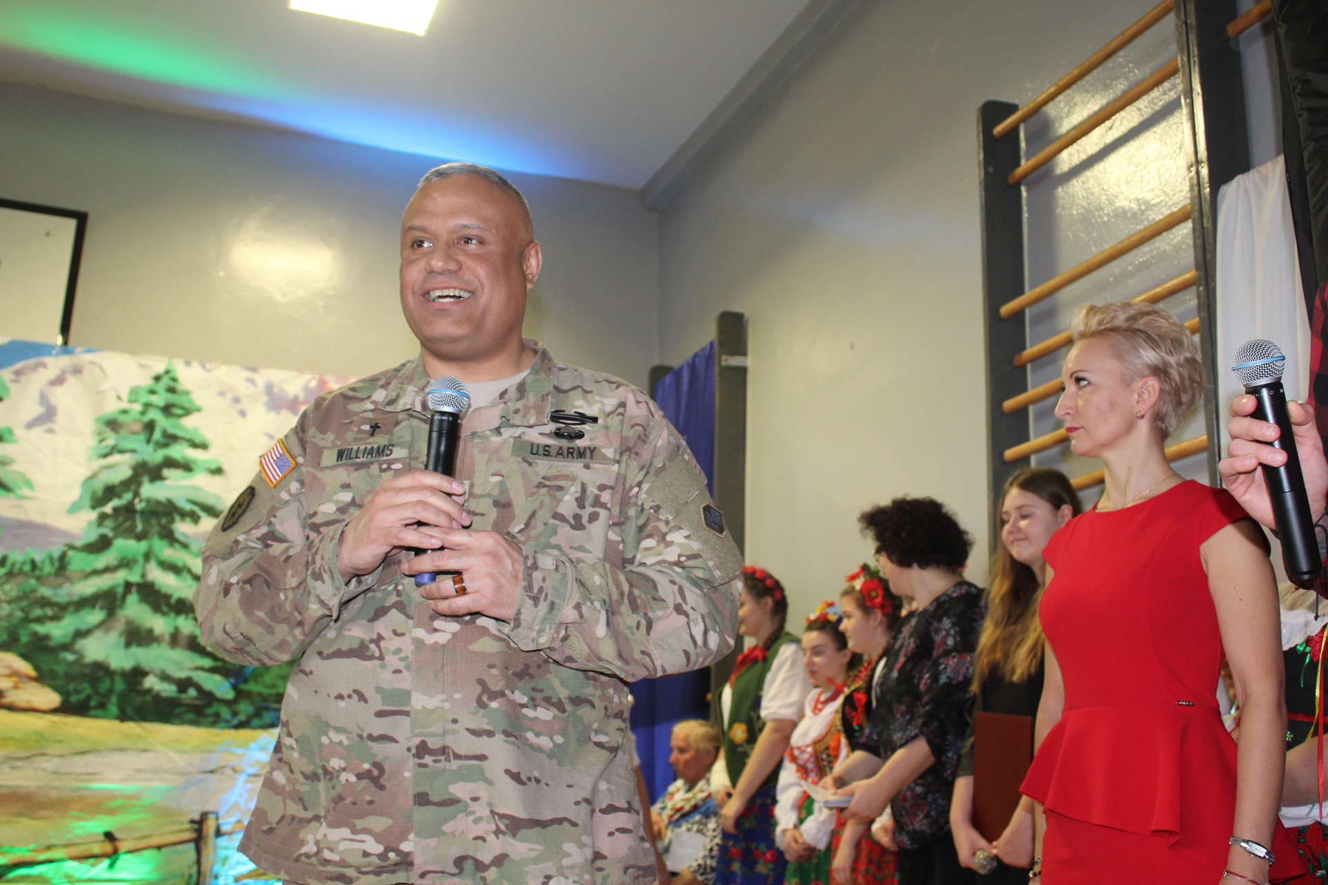 Amerykańscy żołnierze wrócili do szkoły w Wysokiej (FOTO)