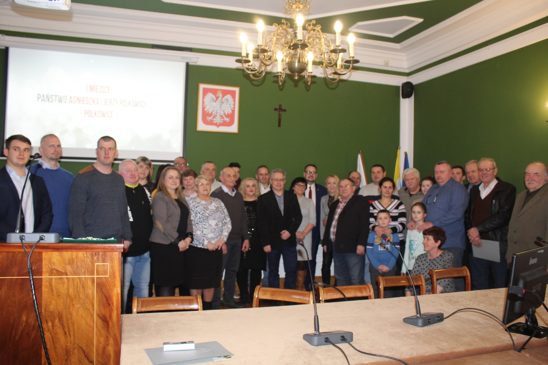 Nagrody za świąteczne iluminacje w polkowickim ratuszu (FOTO)