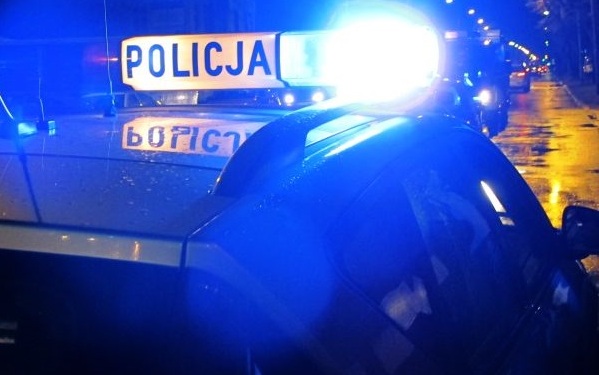 Legniczanka wypadła z balkonu na 4. piętrze (WIDEO)