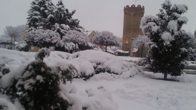 Złotoryja przykryta białym puchem (FOTO)