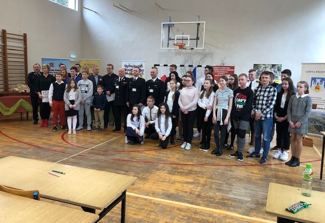 Zmagali się w Powiatowym Turnieju Wiedzy Pożarniczej (FOTO)