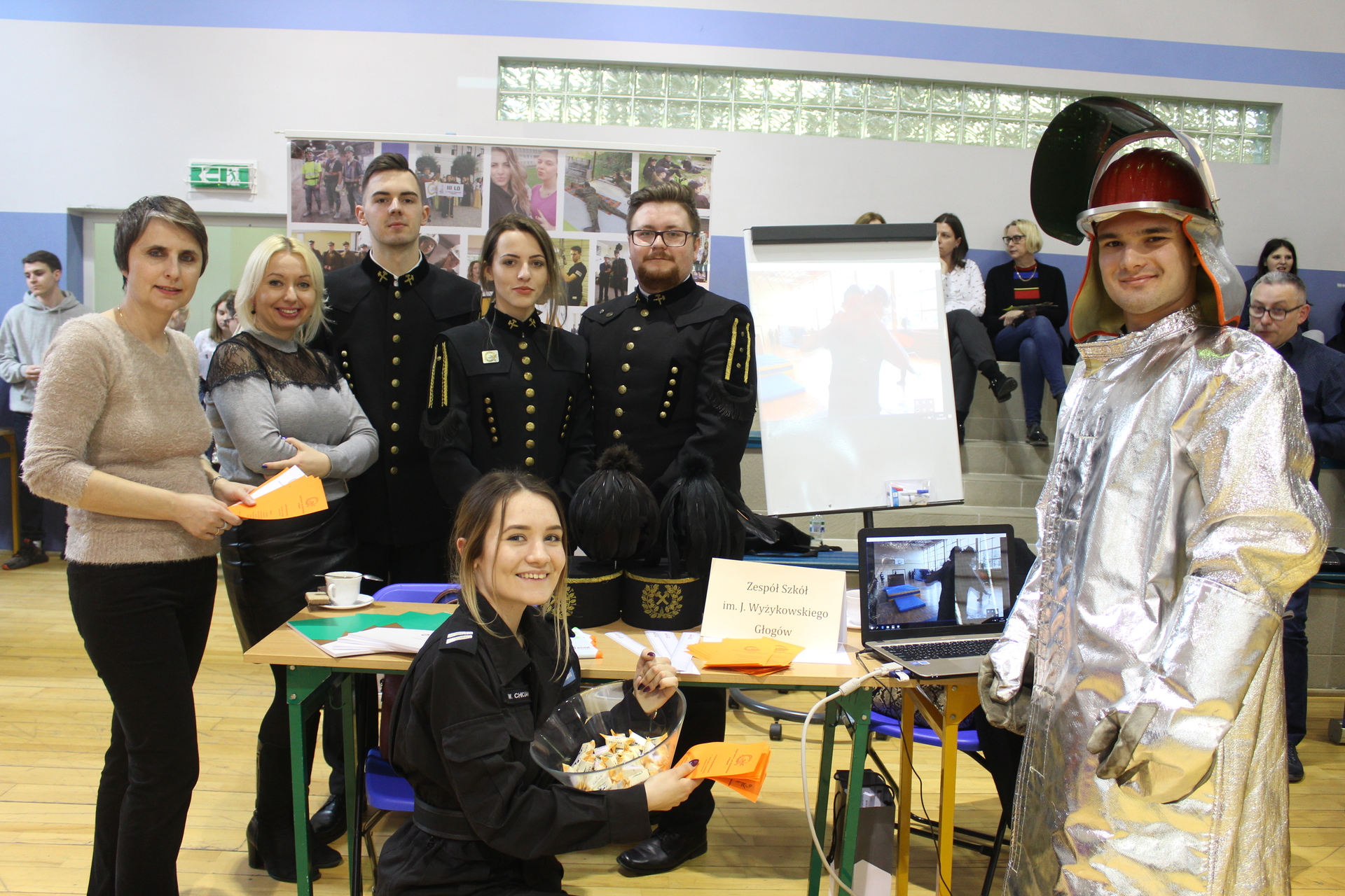 Pomagali wybrać szkołę (FOTO)