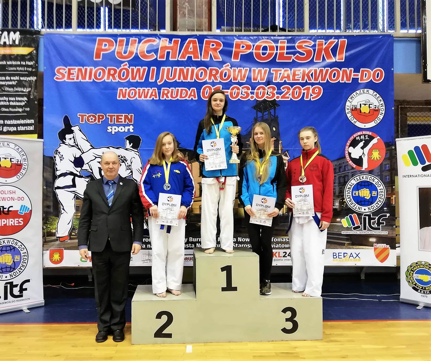 Znakomity początek LKT!