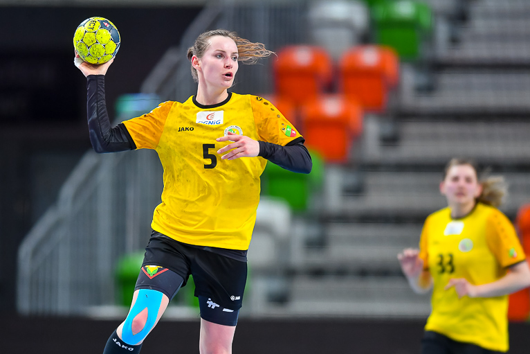 Kontrolowana wygrana w derbach! (FOTO)