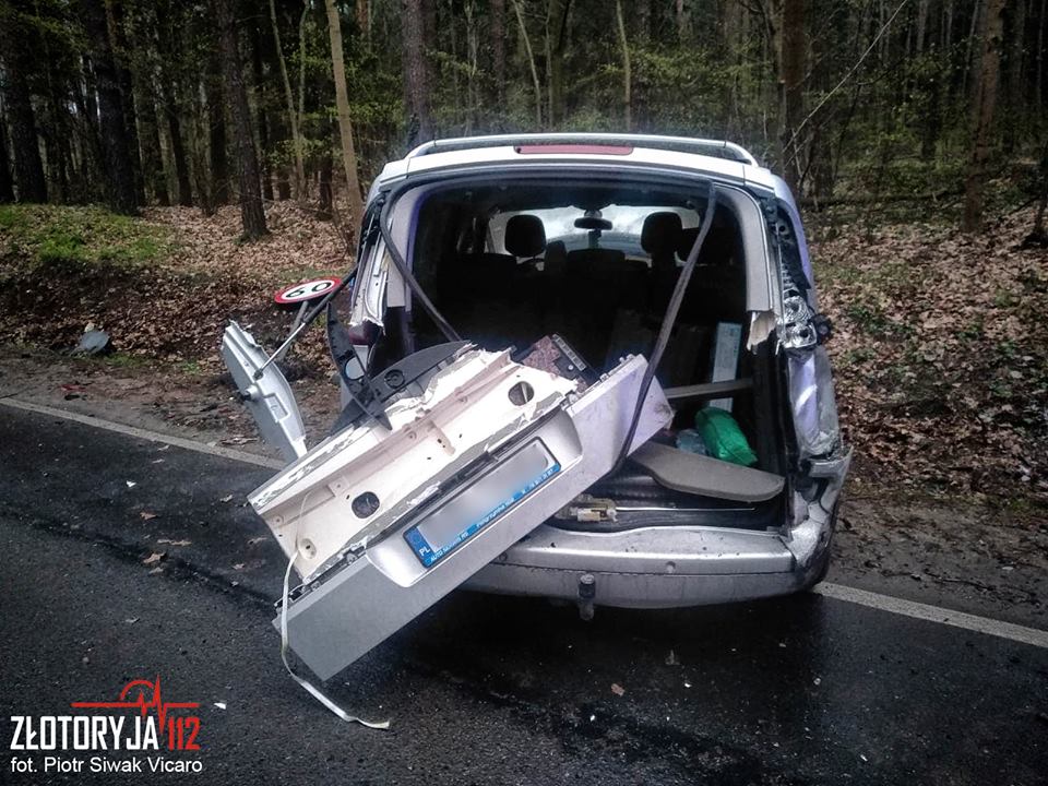 Zderzenie na drodze wojewódzkiej (FOTO)