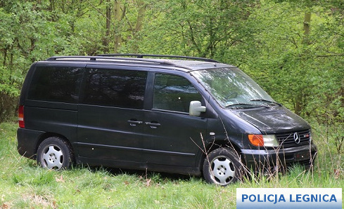 Po mercedesie… do kłębka