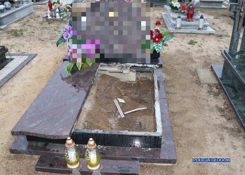 Były kamieniarz oferował nagrobki skradzione z innych grobów
