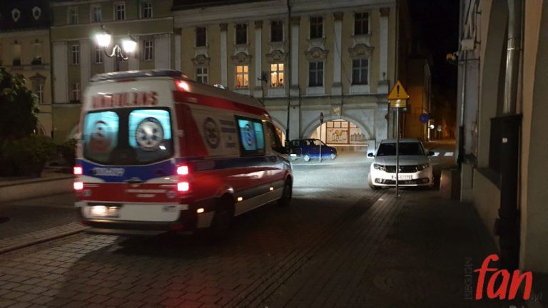 Zaatakował pałką w centrum miasta (FOTO)