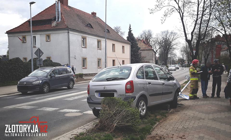 Staranował przydrożną latarnię (FOTO)