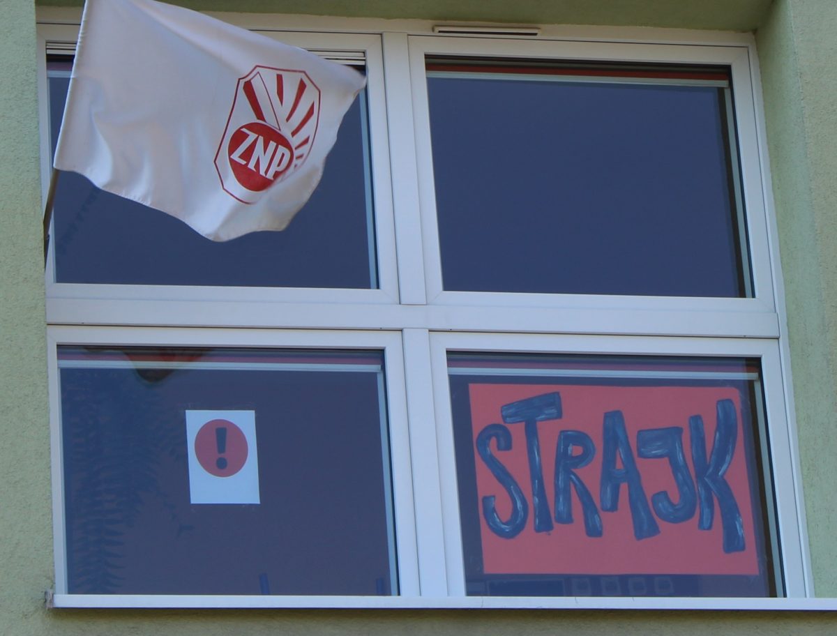 Nauczyciele rozpoczęli protest włoski. Co to oznacza?