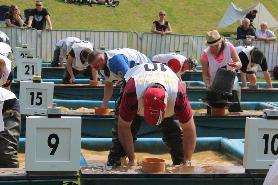 Przez dwa dni szukali złota (FOTO, WIDEO)