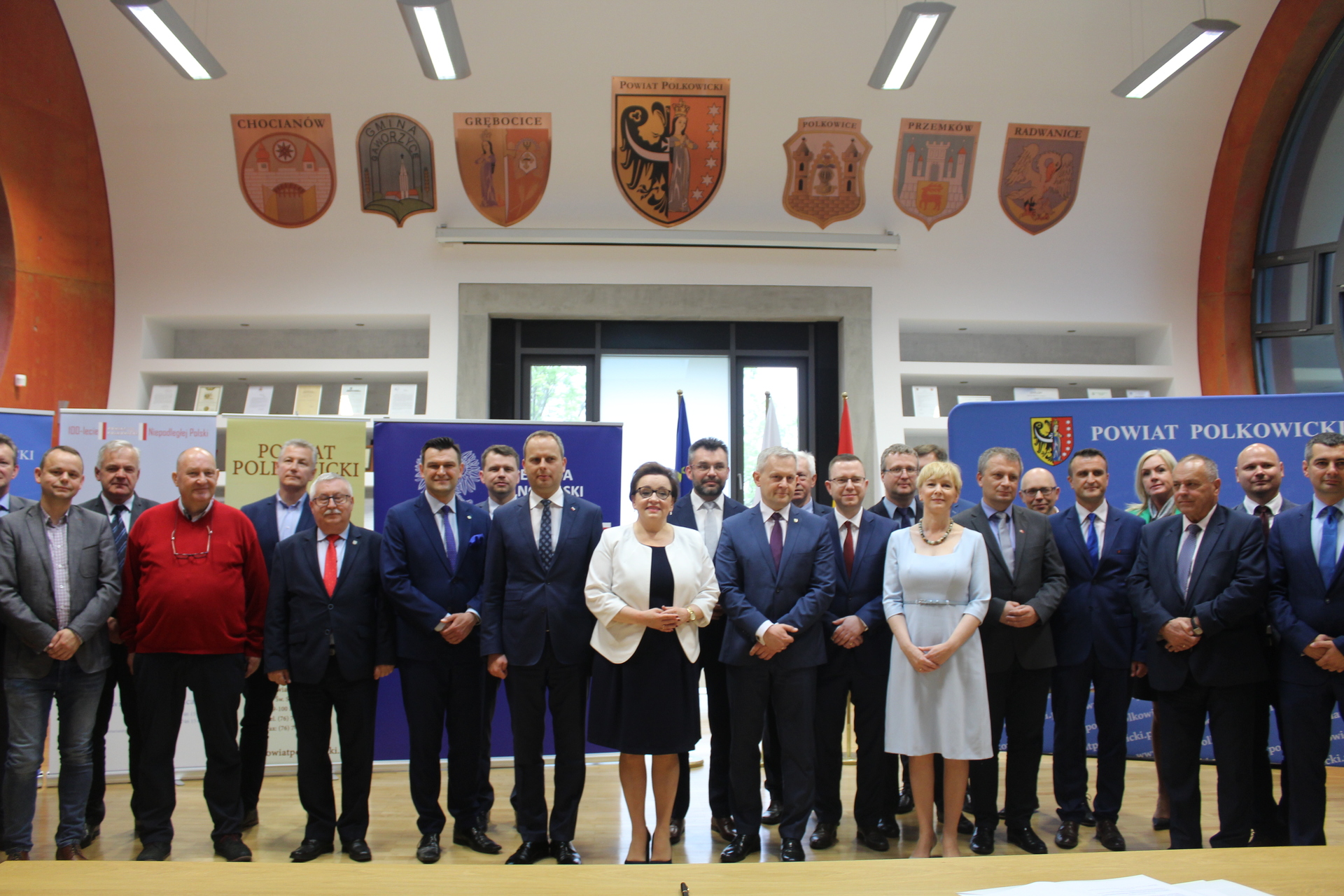 Strumień pieniędzy na samorządowe drogi (FOTO)