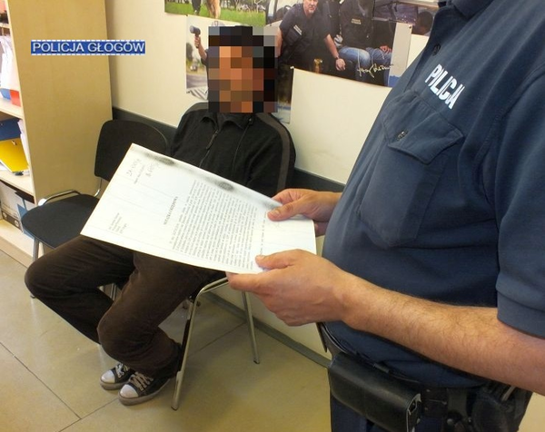 Wzywał pomoc kłamiąc, że za chwilę się wykrwawi