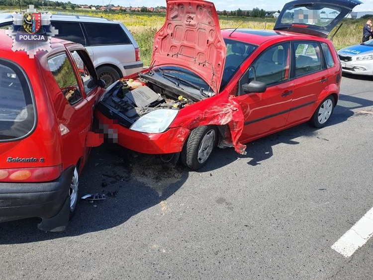 Policjanci szukają złodzieja