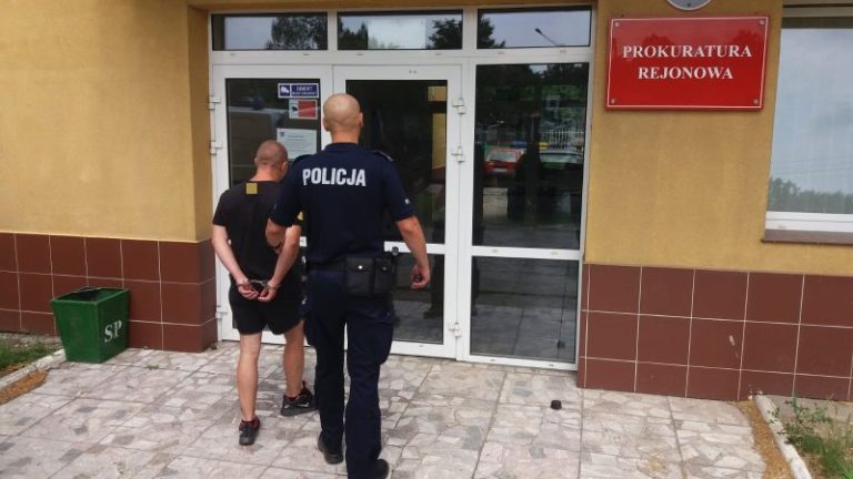 W mieszkaniu trzymał ponad 1400 porcji narkotyków (FOTO)