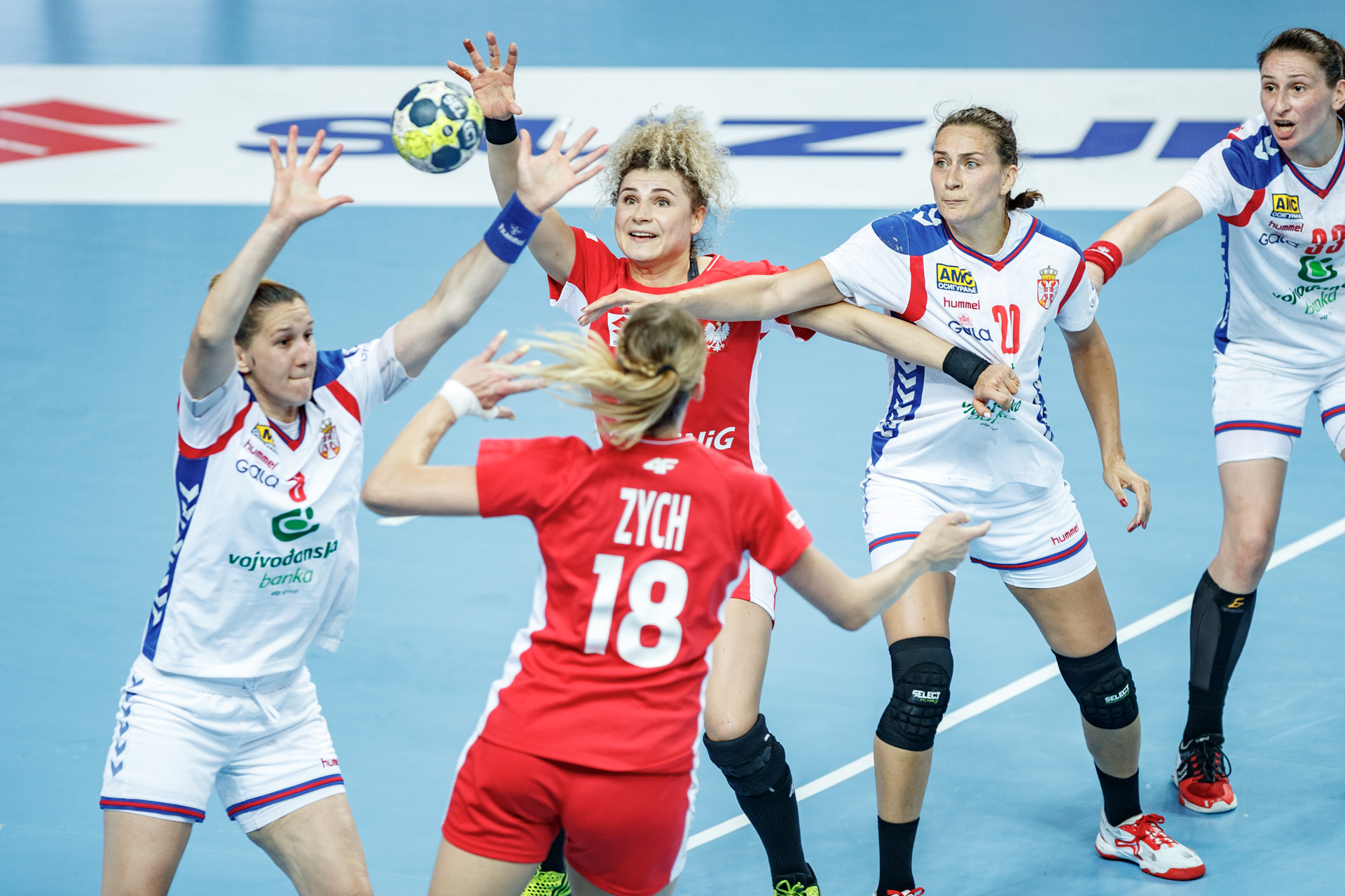 Święto piłki ręcznej w hali RCS! Lubin szczęśliwy dla kadry! (FOTO)