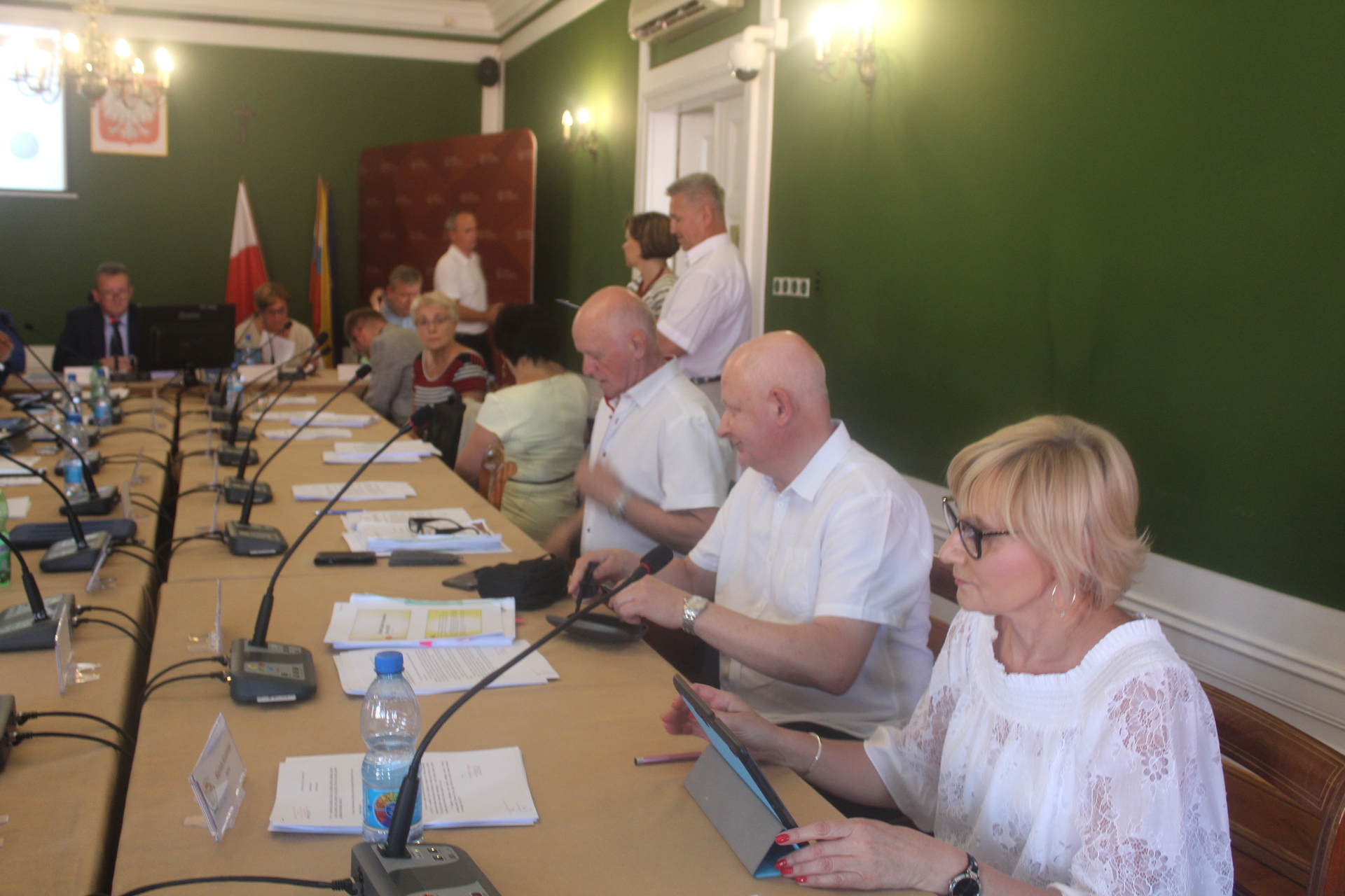 Sprawa polkowickiej radnej, a koniec Wersalu