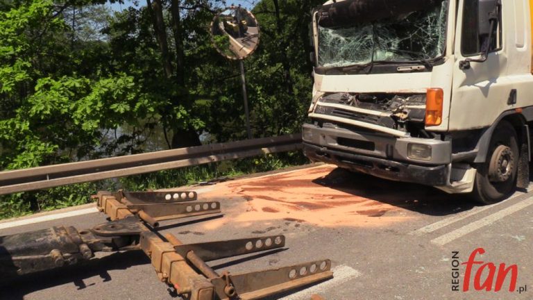 Zderzenie ciężarówek pod Bolkowem (FOTO)