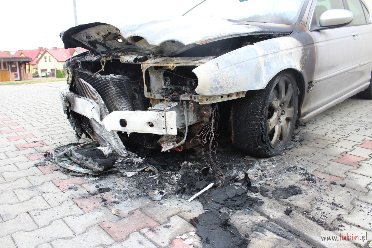 Palił się jaguar (FOTO)