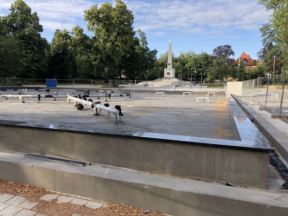 Granit dojechał, po terminie