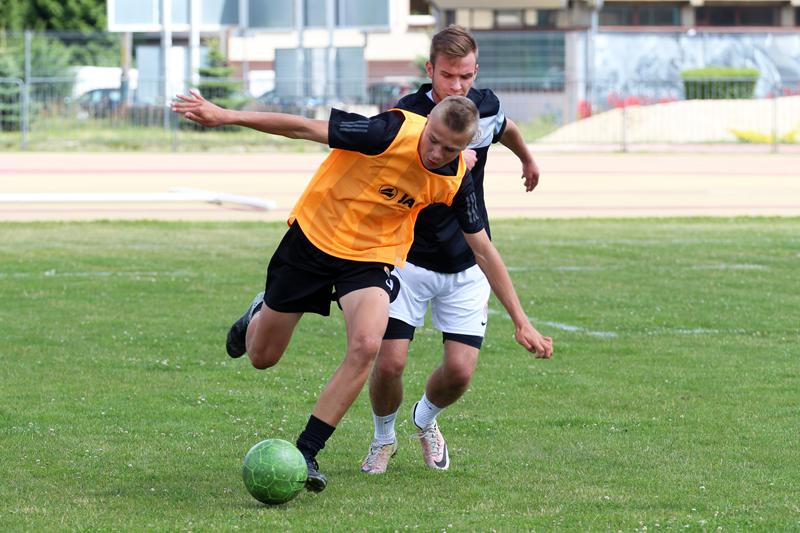 Futbolowe emocje na stadionie RCS