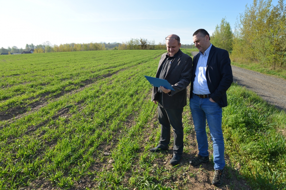 Miasto sprzedało działki przy Wiejskiej