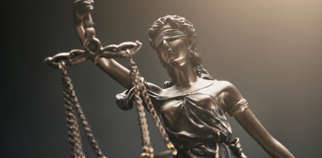 Pobił i znieważył księdza. Odpowie za to przed sądem.