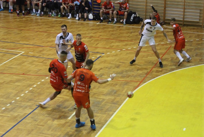 Pokazali się z dobrej strony na tle silnego rywala (FOTO)