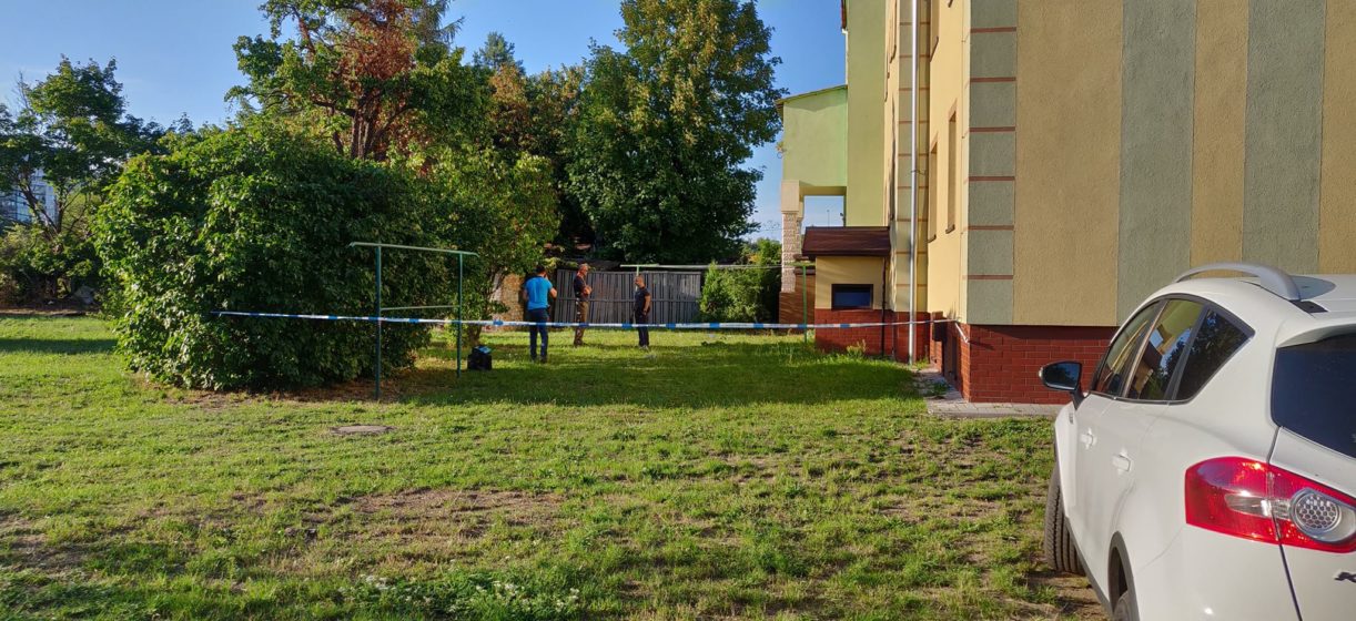 Tajemnicza interwencja policji przy Towarowej. Jest ranny