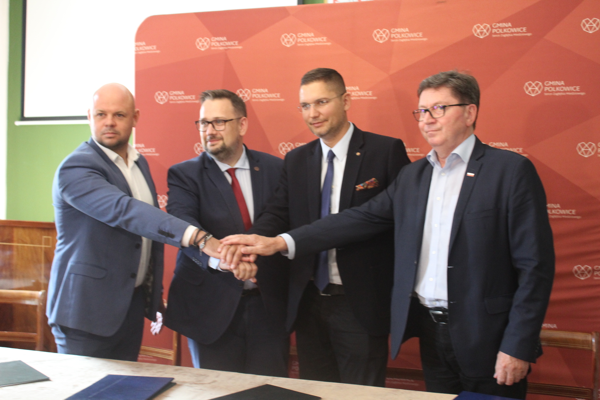 Cztery gminy już oficjalnie w bezpłatnej sieci