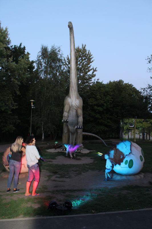 Zaginął tygrys i spinozaur