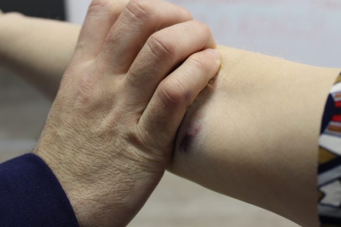 Znęcał się nad swoją żoną i córką