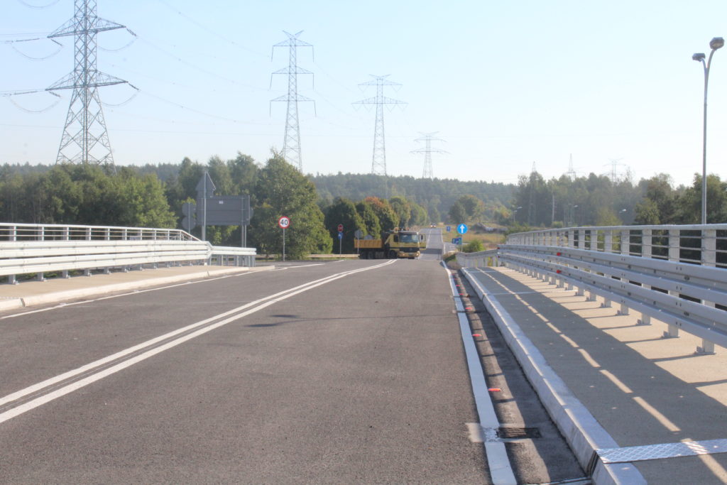 Będzie nowe oświetlenie przy polkowickim wiadukcie