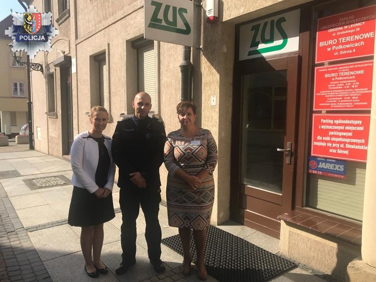 Policyjne konsultacje w polkowickim ZUS