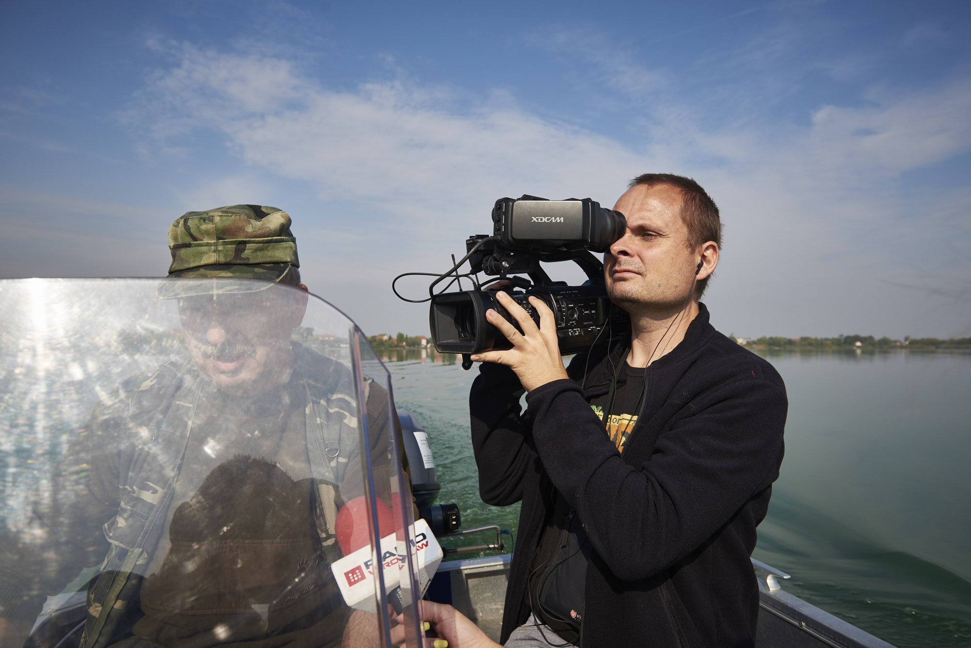 Szukali krokodyla w jeziorze. Świadek widział oczy (WIDEO)