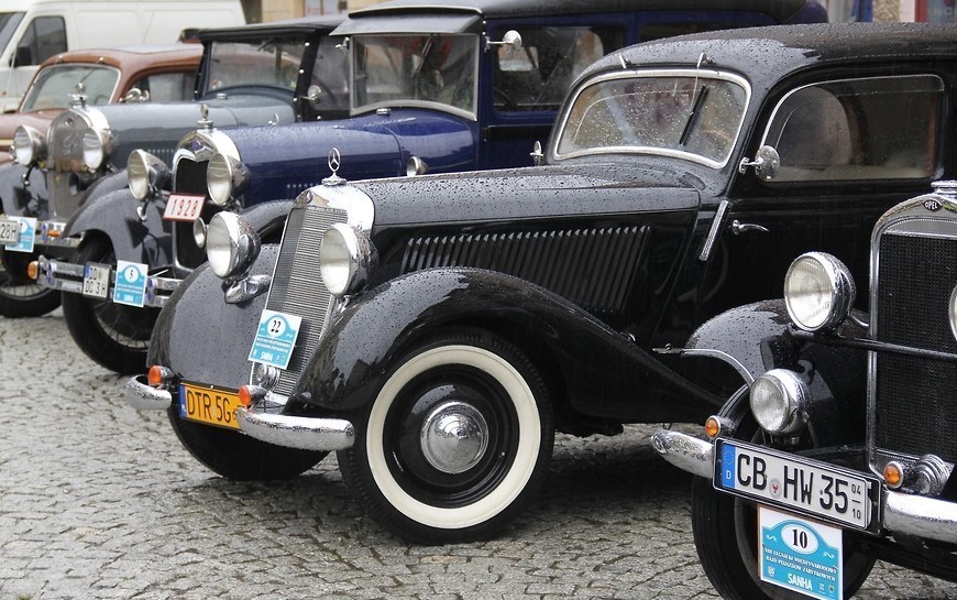 Automobile w sercu miasta