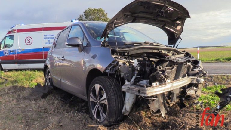 Nie zatrzymał się przed znakiem STOP… (FOTO, WIDEO)