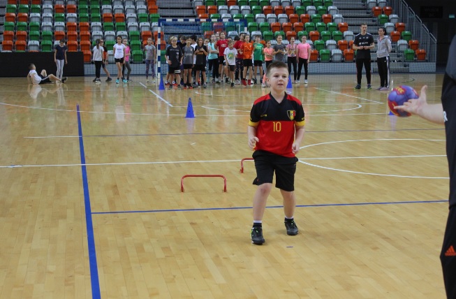 Społeczna Szkoła Podstawowa na „Ręczna z Klasą” (FOTO)