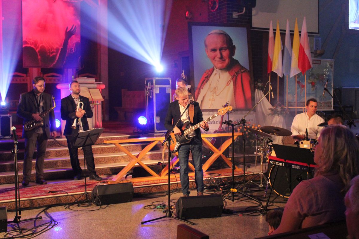 Lubinianie obchodzili XIX Dzień Papieski (FOTO)