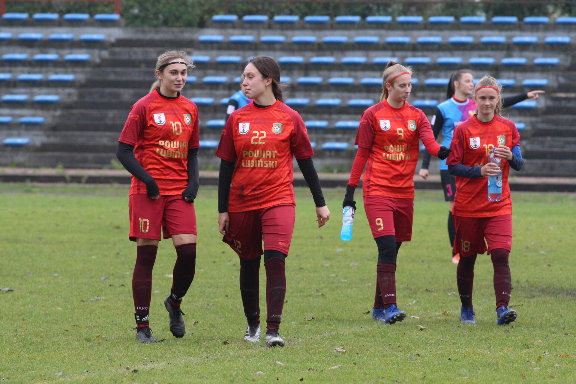 Piłkarki nożne z kompletem punktów